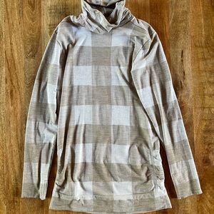 Athleta 3/4 Length Ribbed Turtleneck